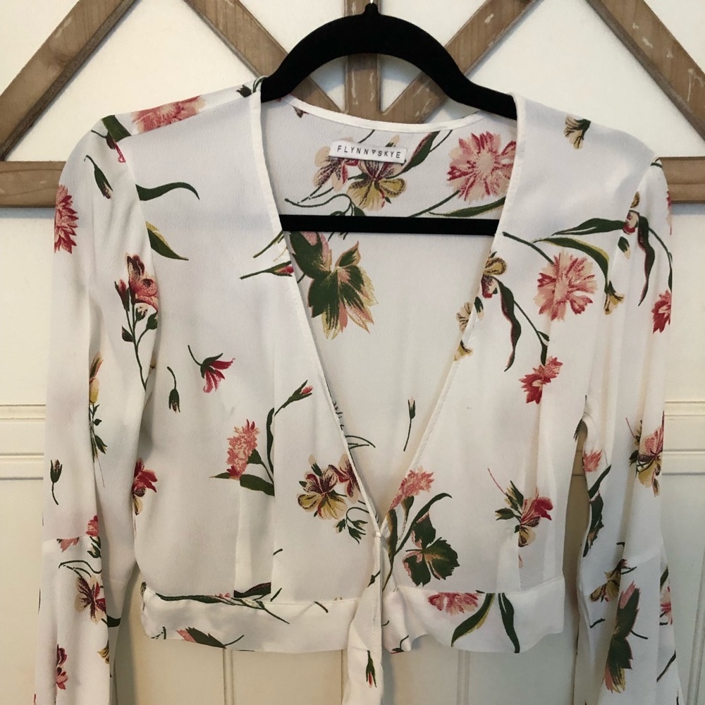 Flynn skye white floral wrap top